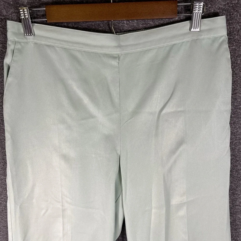 Alfred Dunner Crop Pants Womens 10 Green Satin Shimmer Career Button Hem 30x19‎